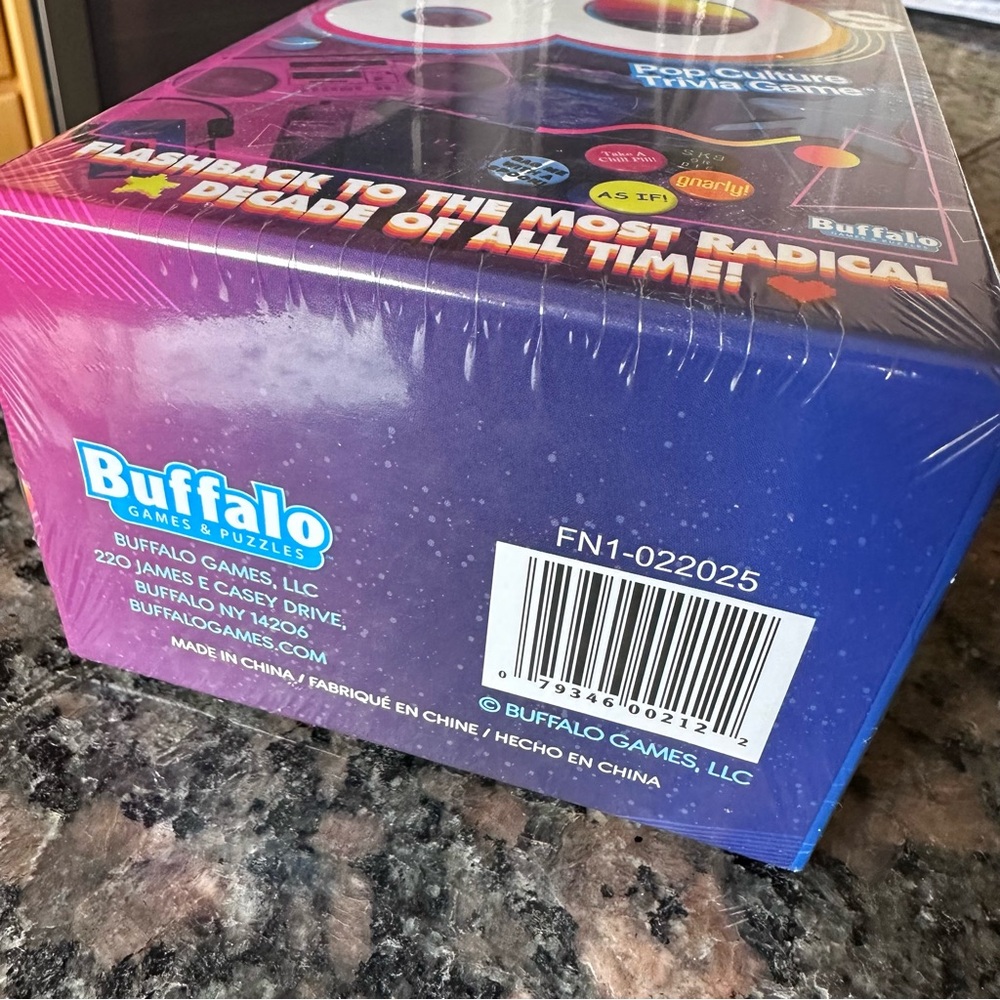 Buffalo Games Like Totally 80's - Pop Culture Trivia Game 14+ ages NWT - Picture 5 of 5